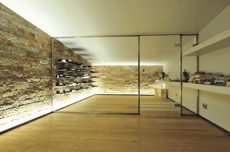  interiorisme celler modern de pedra Andorra 